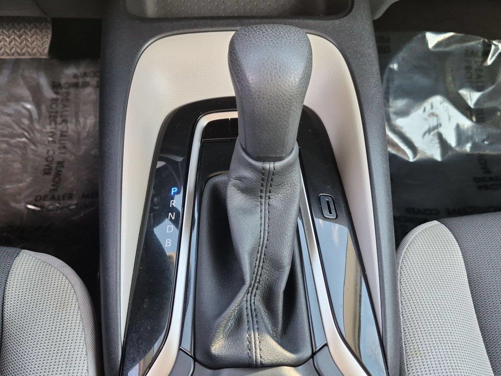 Used 2026 Wind Chill Pearl Toyota LE image 27