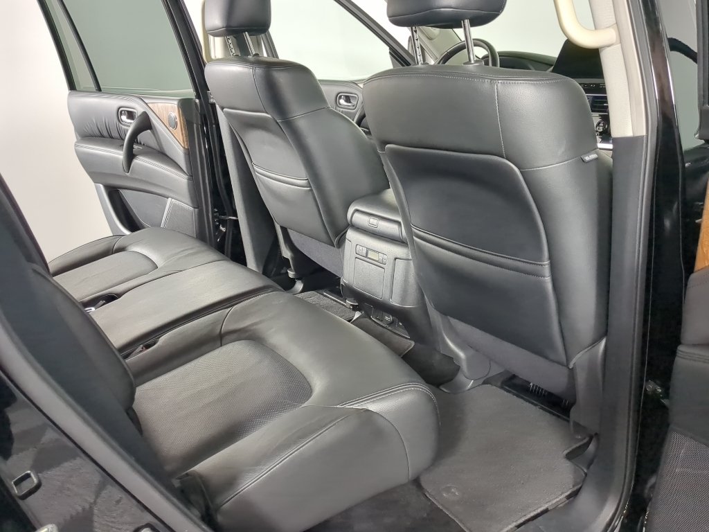 Certified Used 2022 SUPER BLACK Nissan SL image 24