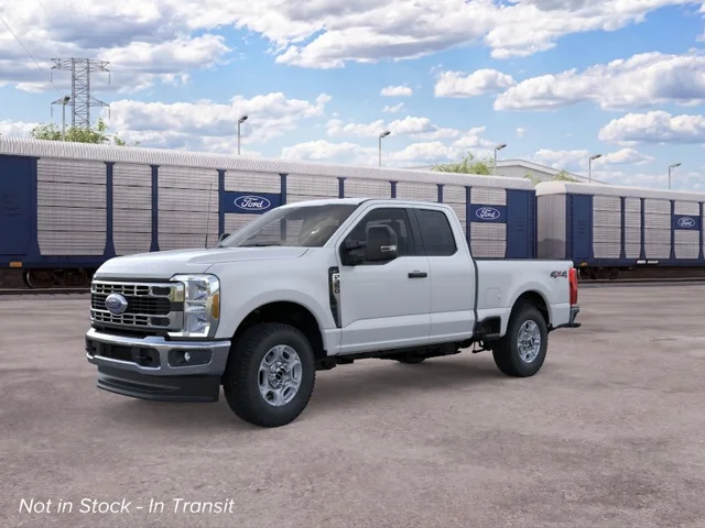 2026 Ford Super Duty F-350® XLT