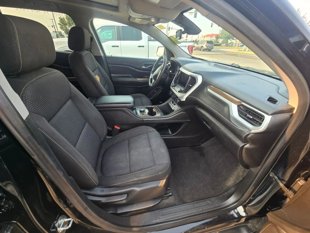 Used 2023 Black GMC SLE image 12