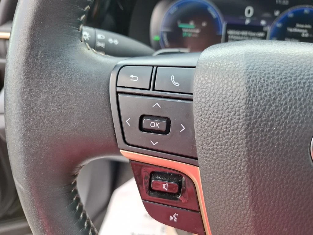Used 2025 Black Toyota  image 20