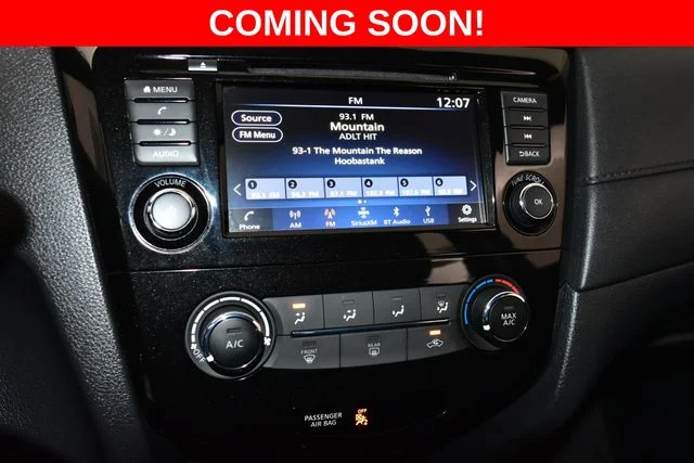 Used 2017 Blue Nissan S image 31