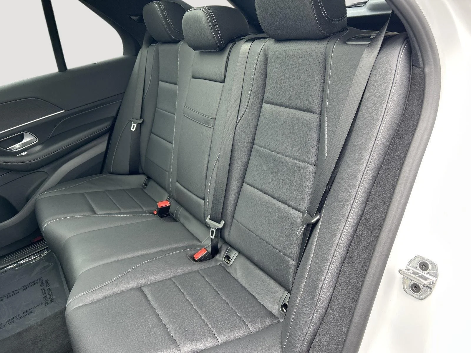 New 2026 MANUFAKTUR Moonlight White Magno Mercedes-Benz GLE 350 image 28