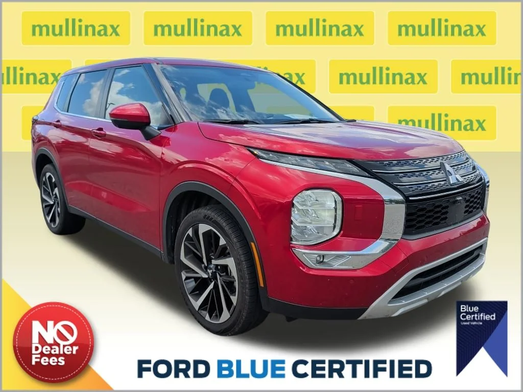2024 Mitsubishi Outlander's photo