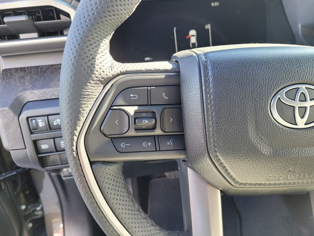 2025 Toyota Tacoma Limited - Photo 22