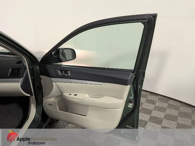 Used 2010 Green Subaru 2.5i Premium image 36