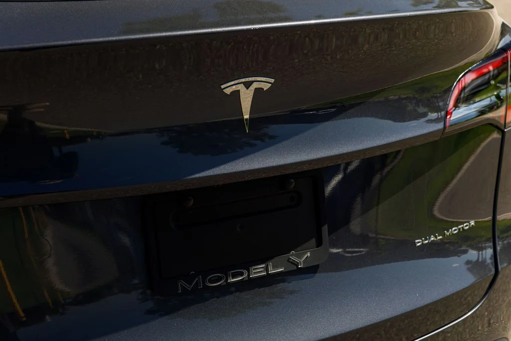 Used 2023  Tesla Long Range image 39