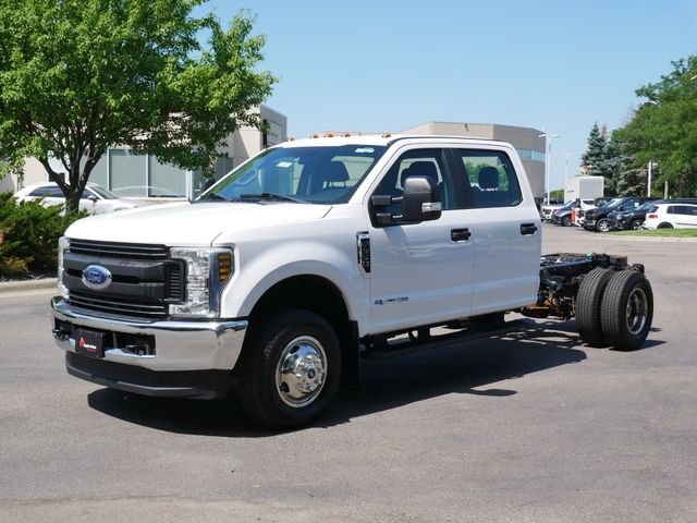 Used 2018 White Ford XL image 4