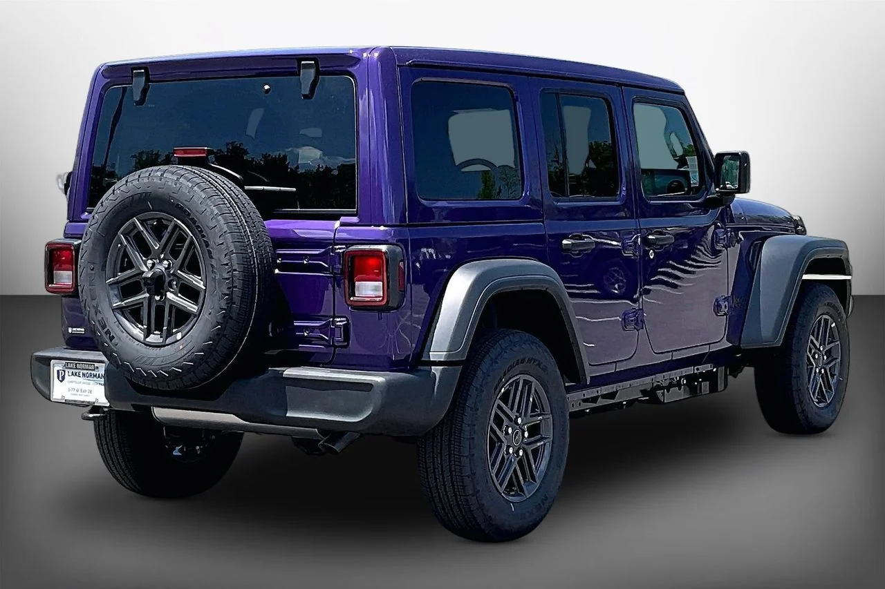 New 2026 Reign Jeep Sport S image 8