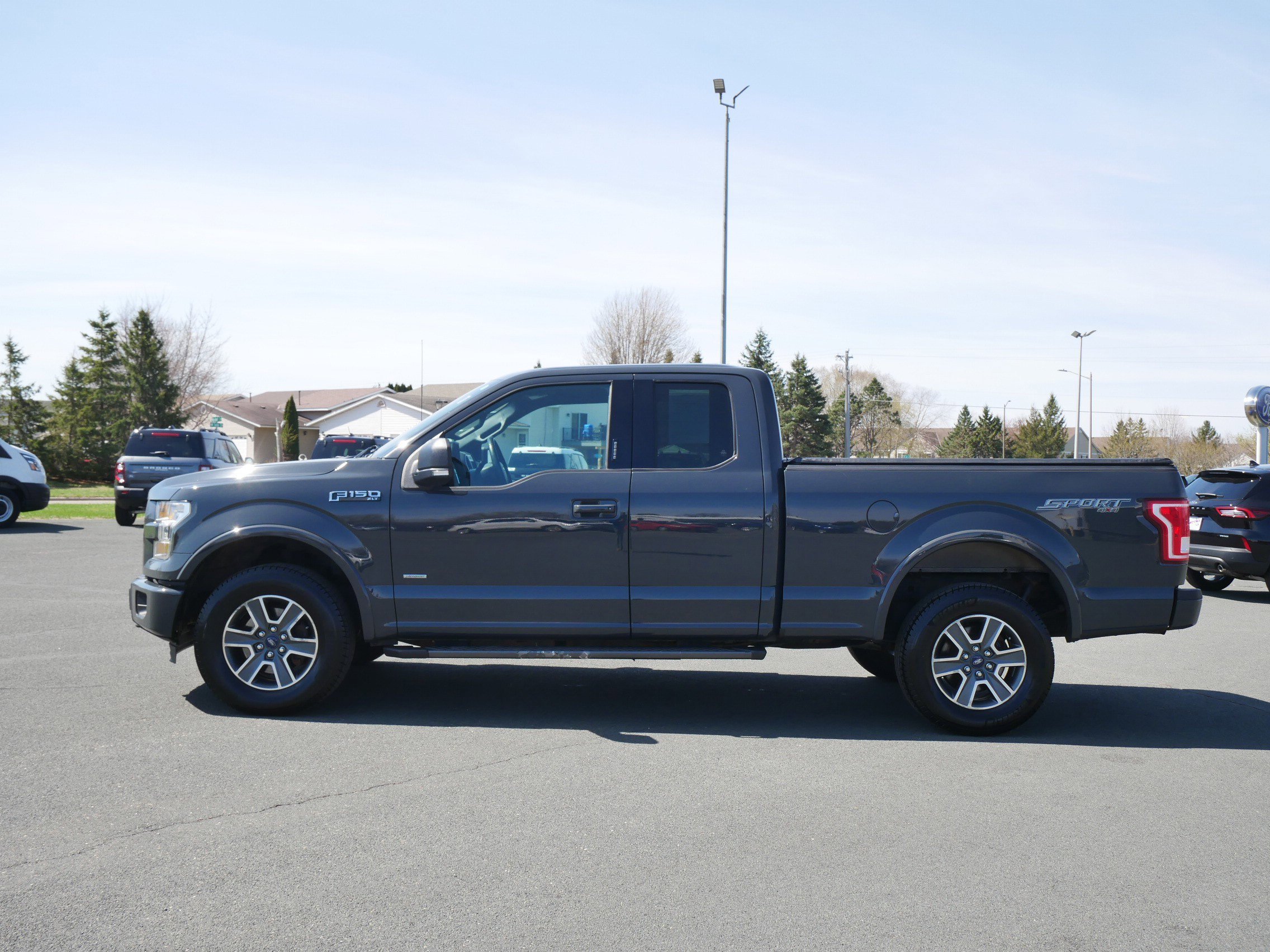 Used 2016 Ford F-150 XLT with VIN 1FTFX1EG7GKE40569 for sale in Hastings, Minnesota