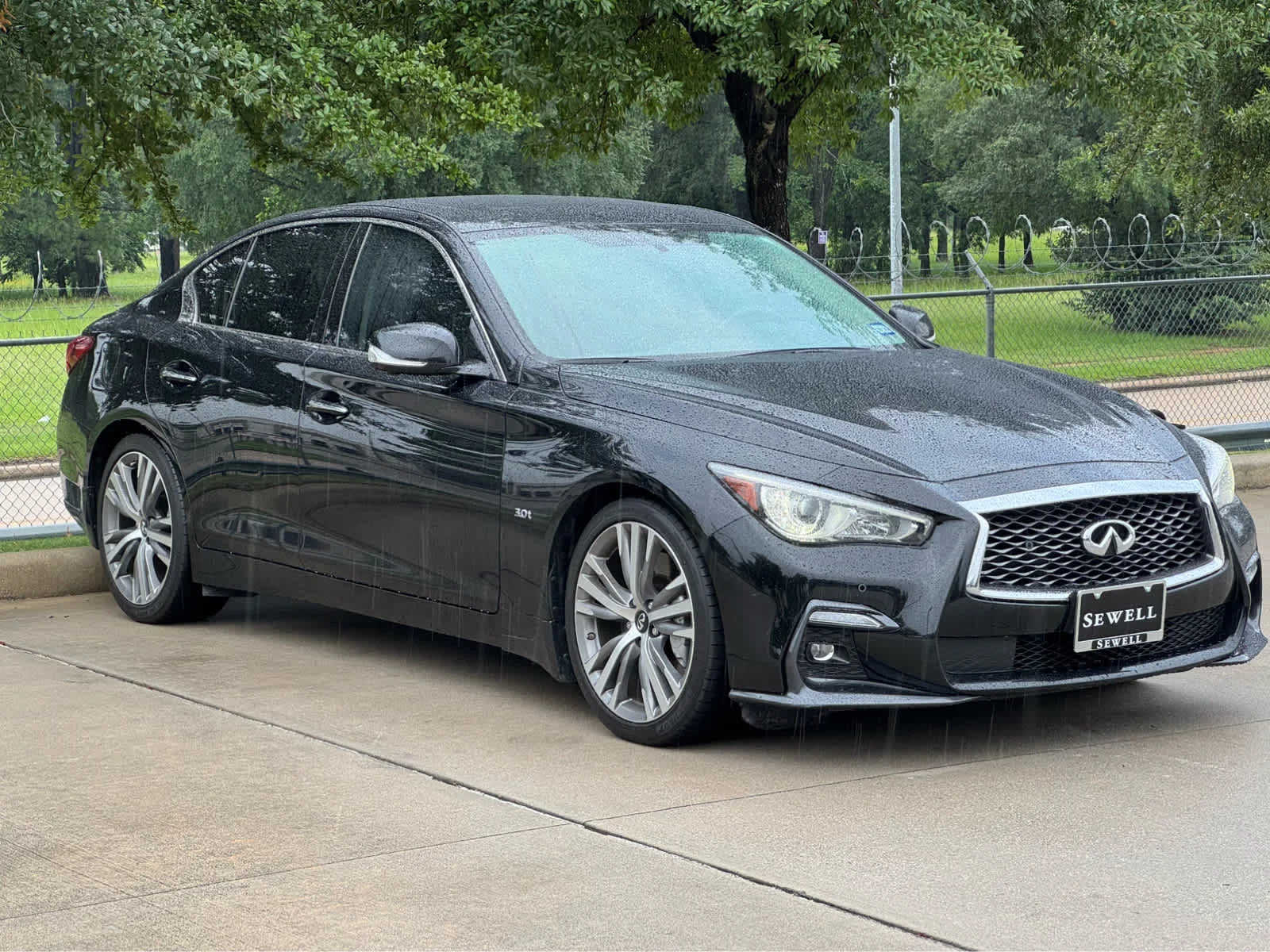 Certified Used 2019 Midnight Black INFINITI 3.0t SPORT image 4