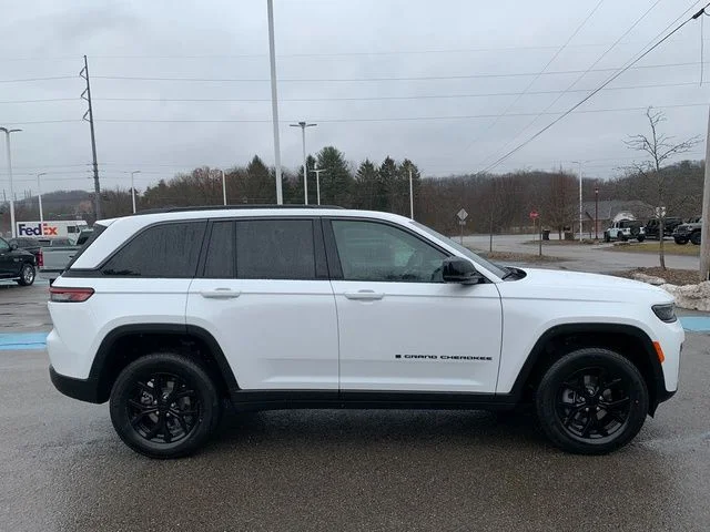 New 2026 Bright White Clearcoat Jeep Altitude image 8