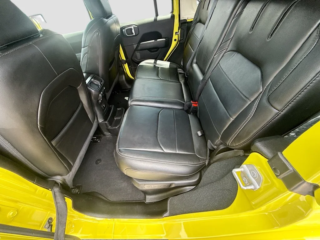 Used 2022  Jeep Unlimited Sahara 4xe image 27