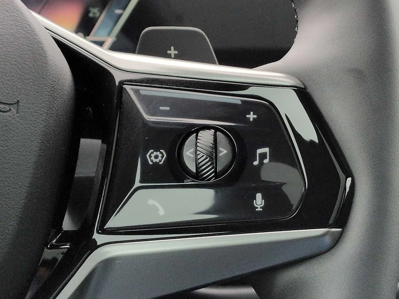 New 2026 Black Sapphire Metallic BMW 30 xDrive image 26