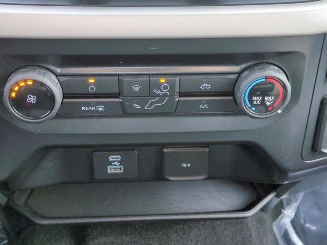 Used 2021 White Ford XLT image 23
