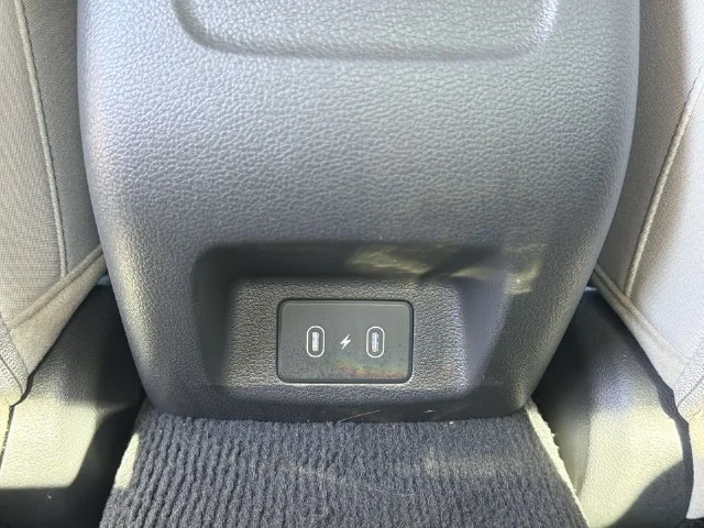 Used 2025 White Hyundai SEL image 37