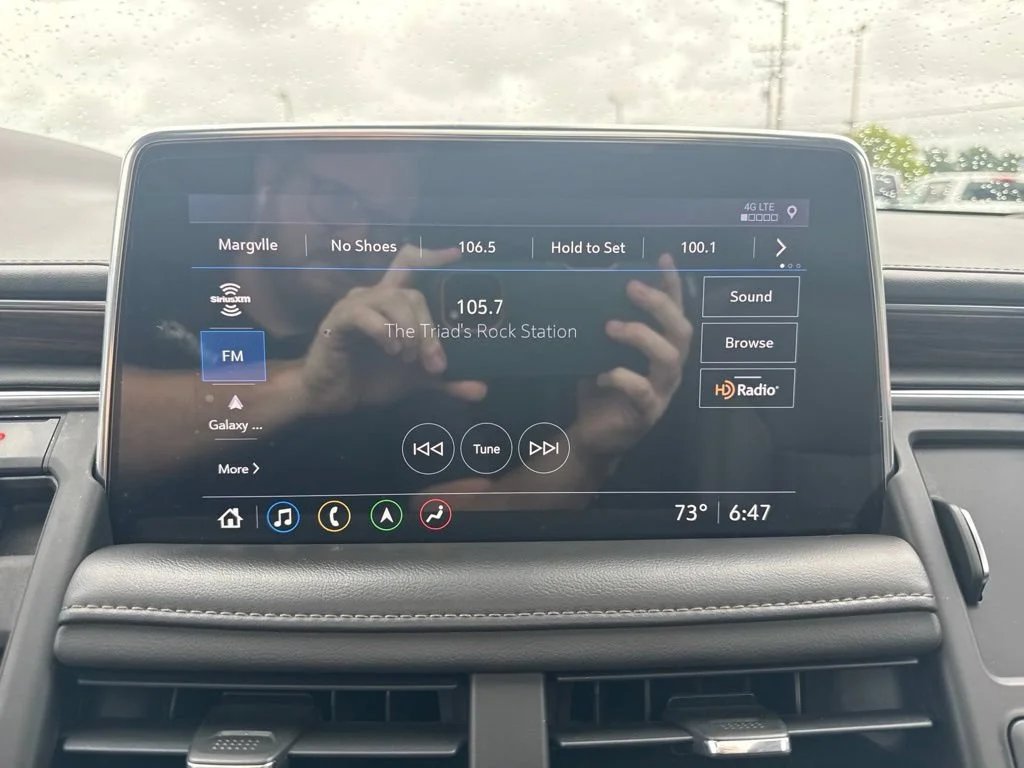 Used 2021 BLACK Chevrolet High Country image 18