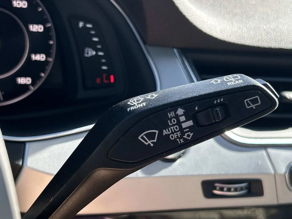 Used 2018  Audi 2.0T Premium Plus image 34
