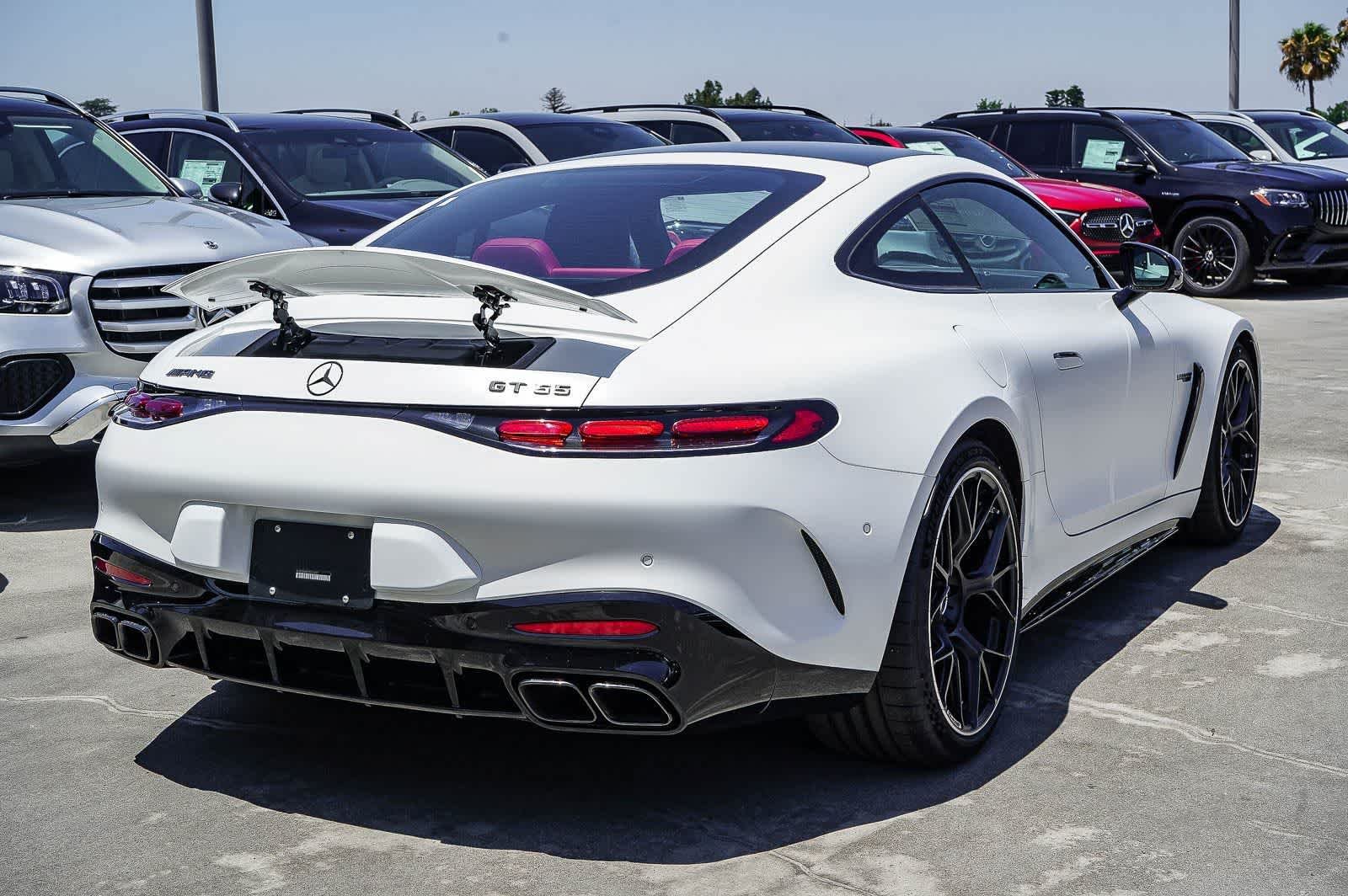 New 2026 MANUFAKTUR Moonlight White Magno Mercedes-Benz AMG® GT 55 image 4