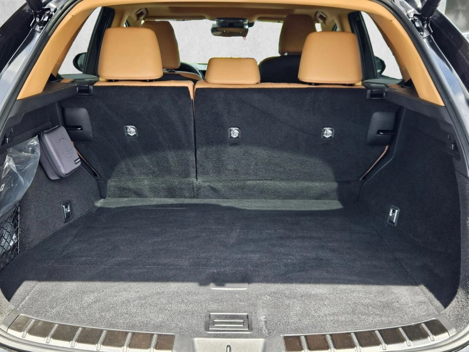 Certified Used 2025 Caviar Lexus NX 250 Premium image 6