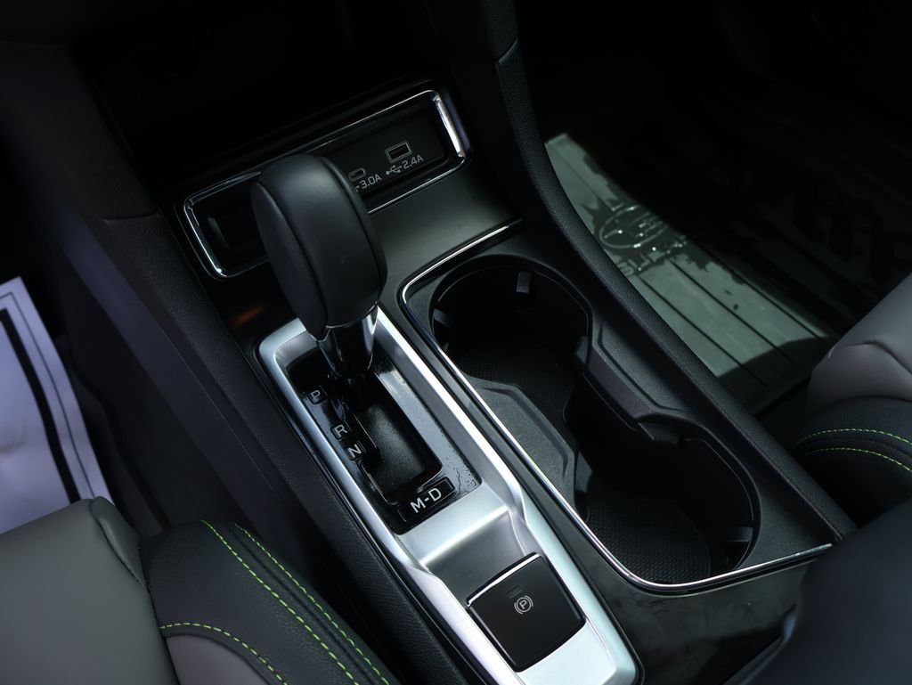 Used 2024 White Subaru Onyx Edition image 38