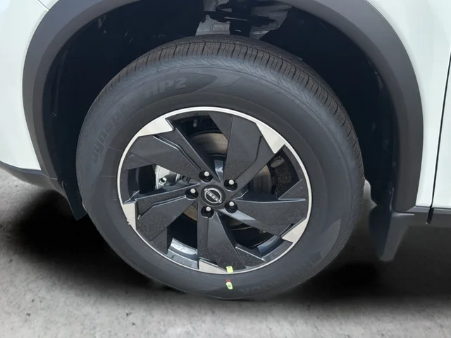 2026 Nissan Rogue SV - Photo 32