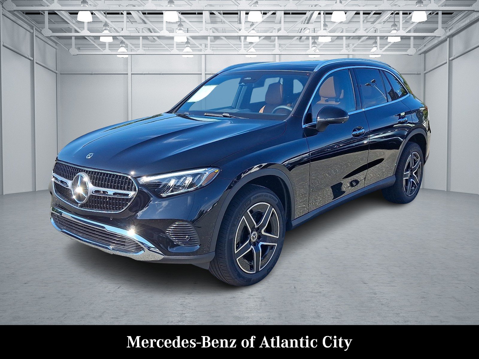 New 2027 Black Mercedes-Benz GLC 300 image 2