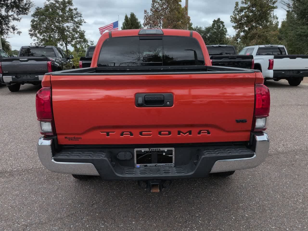 Certified Used 2018 Inferno Toyota SR5 image 5