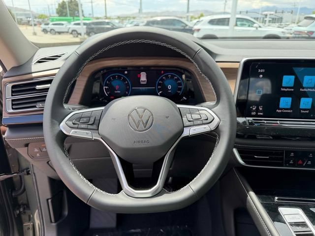 New 2026 Green Volkswagen 2.0T SE w/Technology image 17