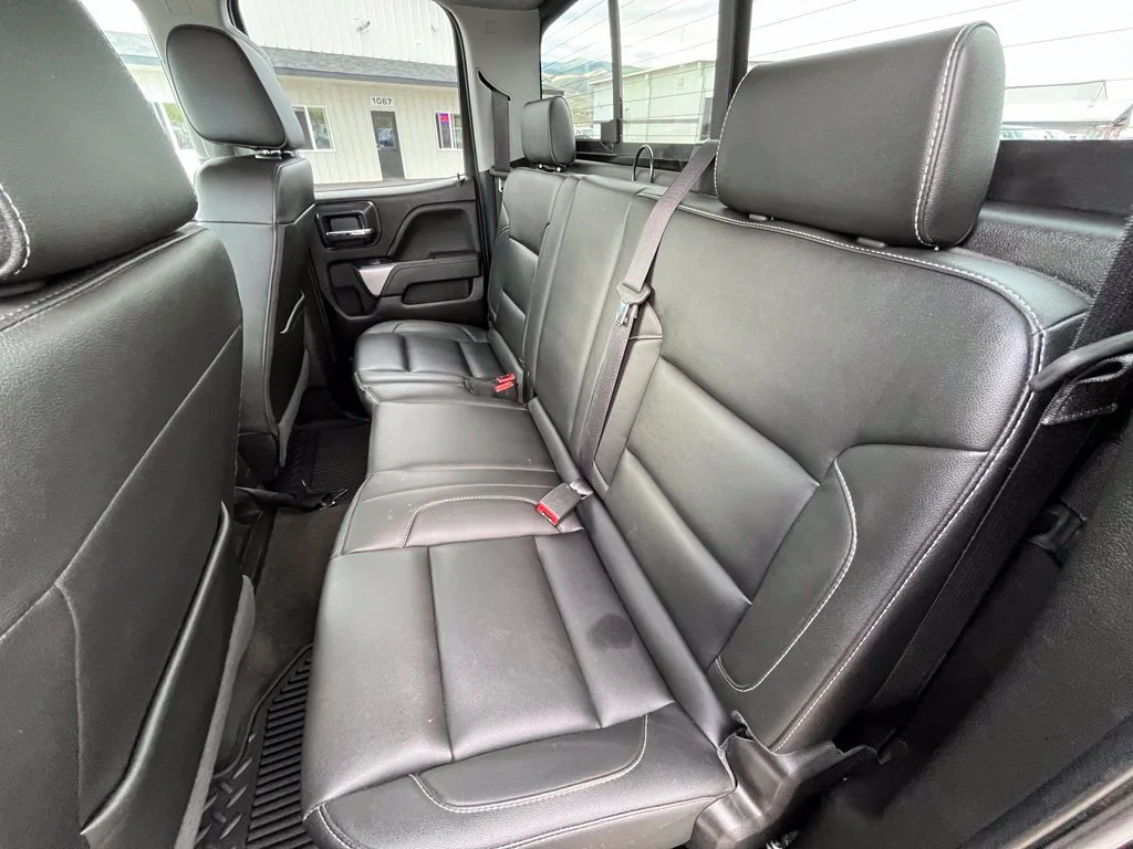 Used 2018 Black Chevrolet LT image 14