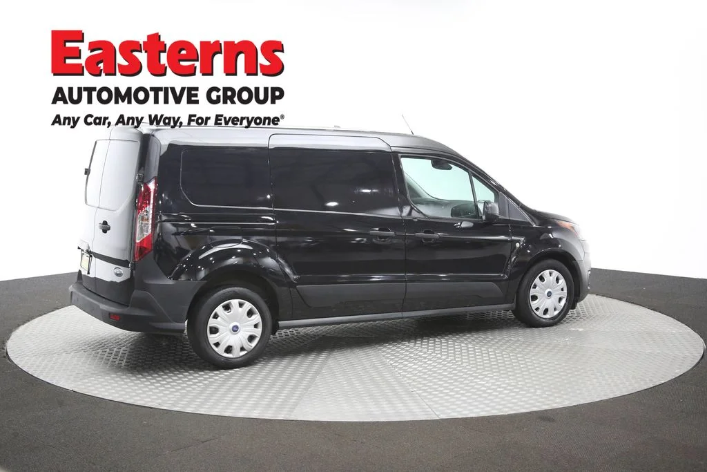 Used 2022 Black Ford XL image 39