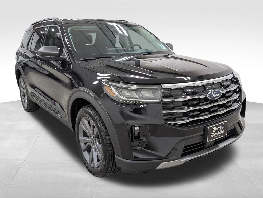 New 2026 Agate Black Metallic Ford Active image 5