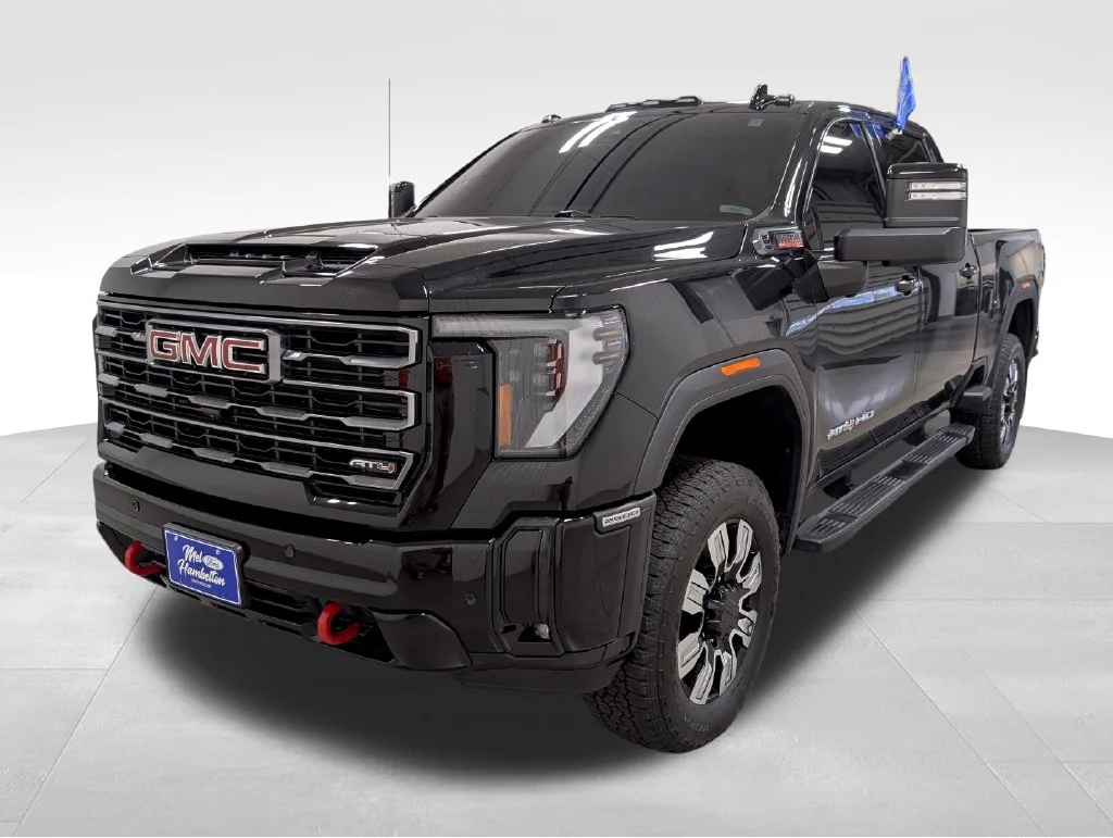 Certified Used 2025 Onyx Black GMC AT4 image 21