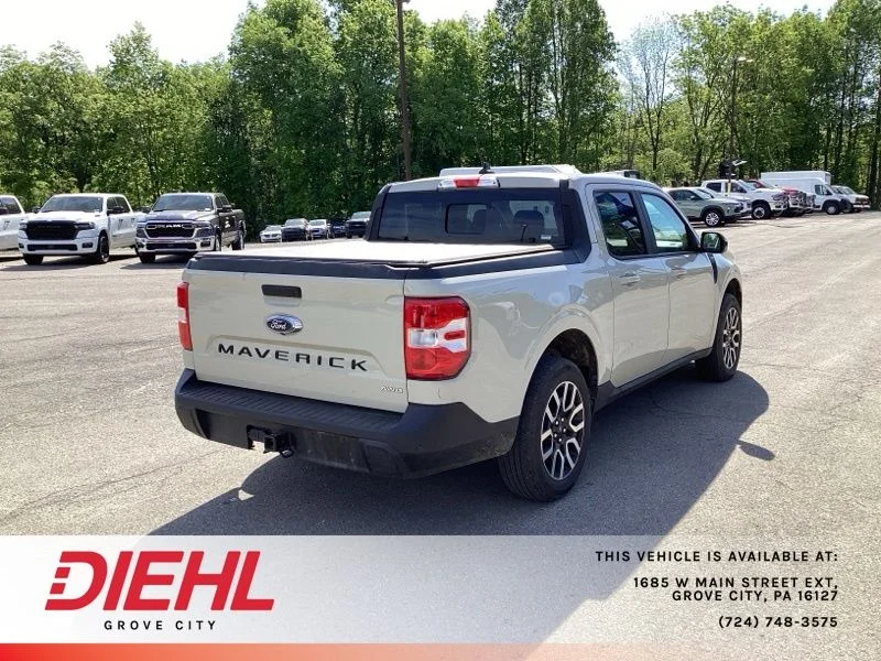 Used 2024  Ford Lariat image 7