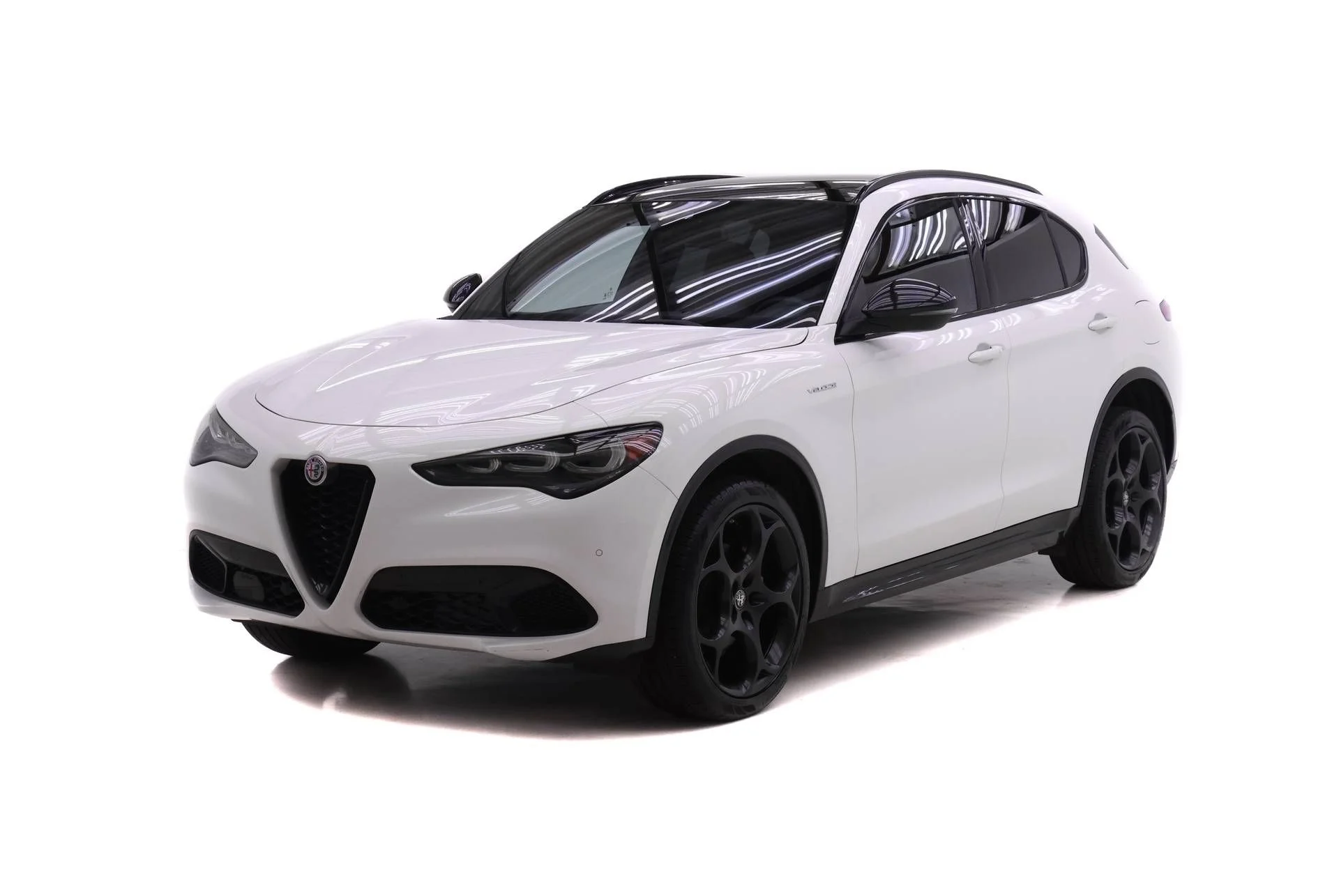 Certified Used 2024 White Alfa Romeo Veloce image 1