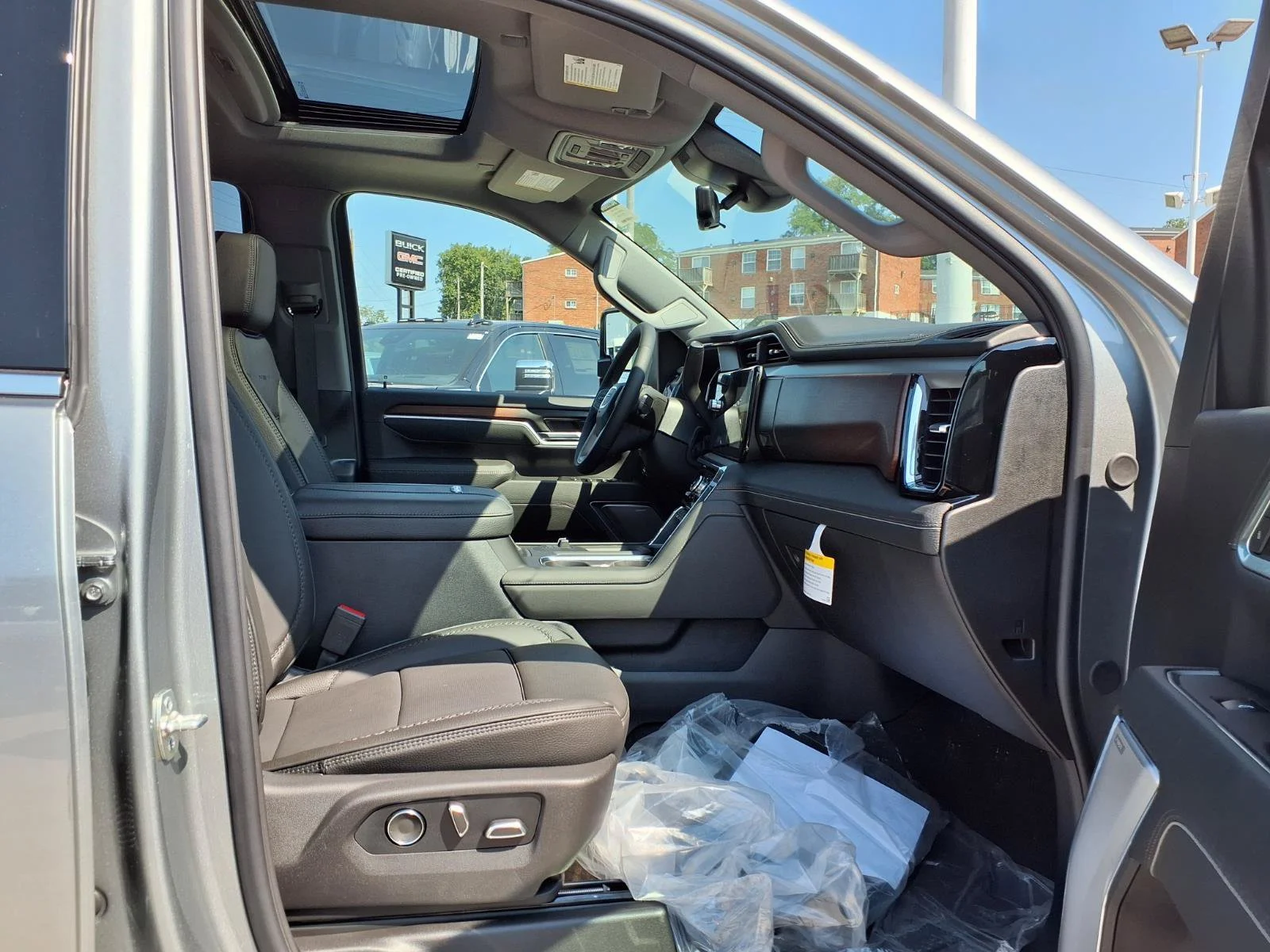 2026 GMC Sierra 2500HD Denali - Photo 18