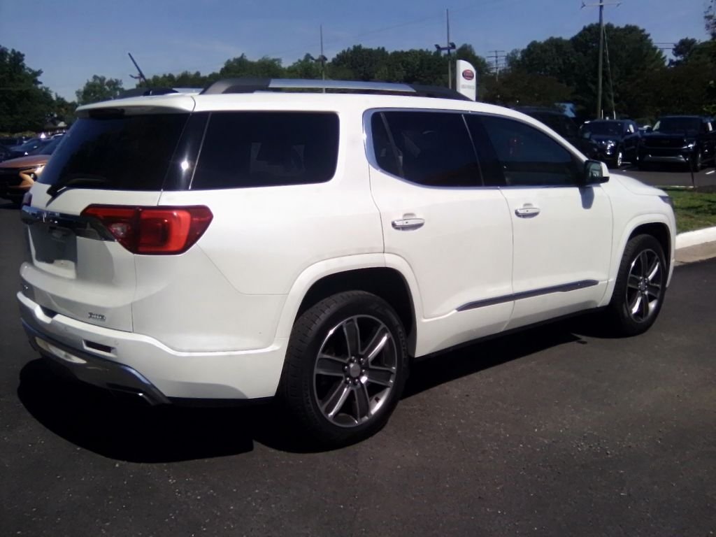 Used 2017 White GMC Denali image 3