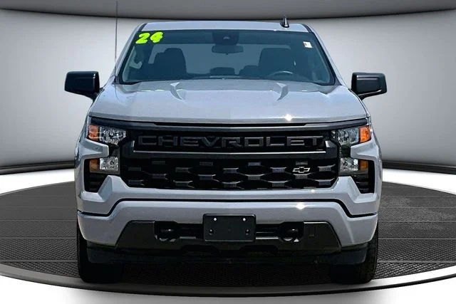 Used 2024 Chevrolet Silverado 1500 Custom with VIN 3GCPDBEK9RG186090 for sale in Kansas City