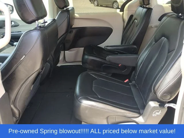 Used 2023 Black Chrysler Touring L image 33