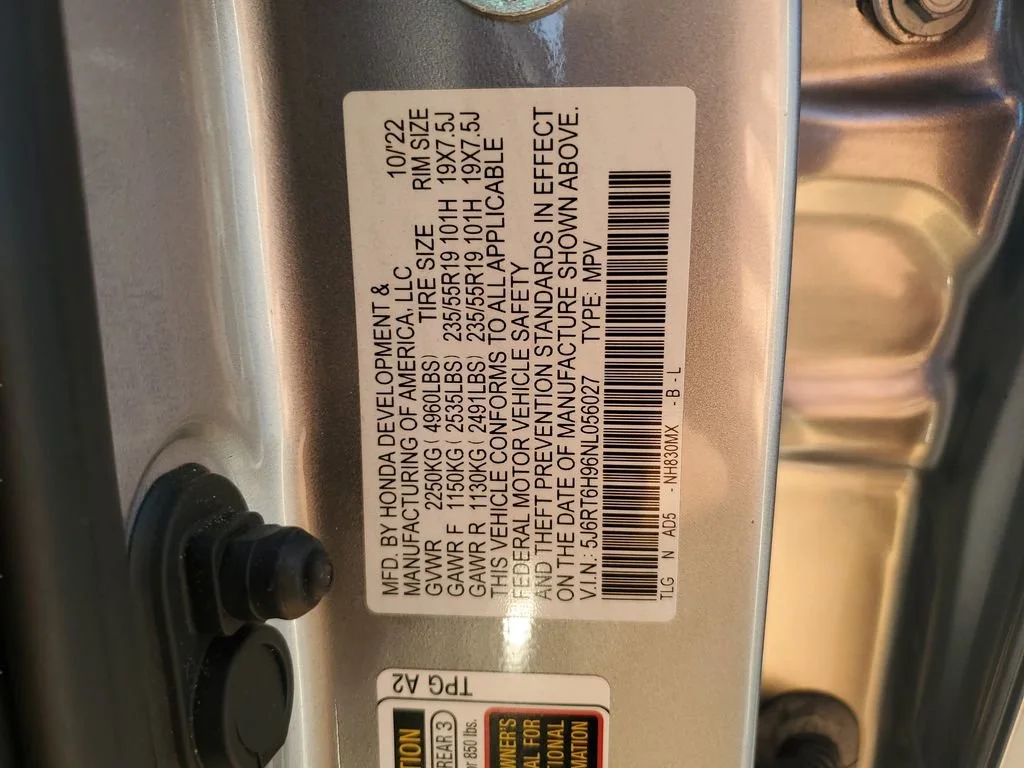 Used 2022 Silver Honda Touring image 25
