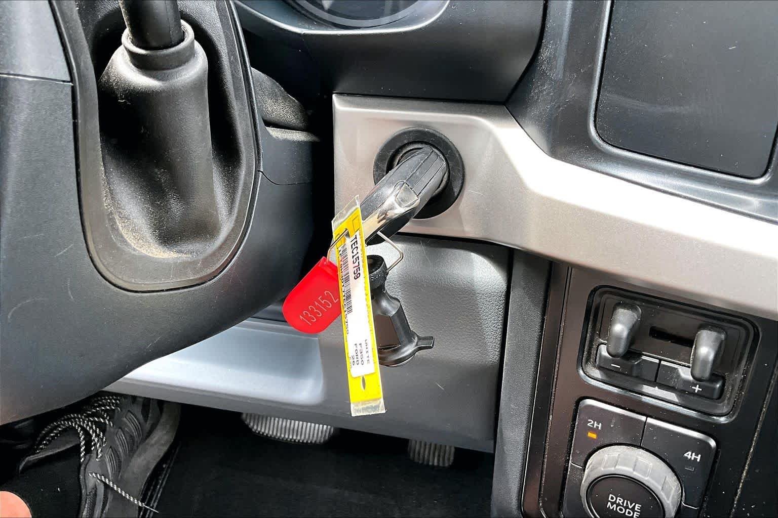 Used 2026 Oxford White Ford XLT image 14