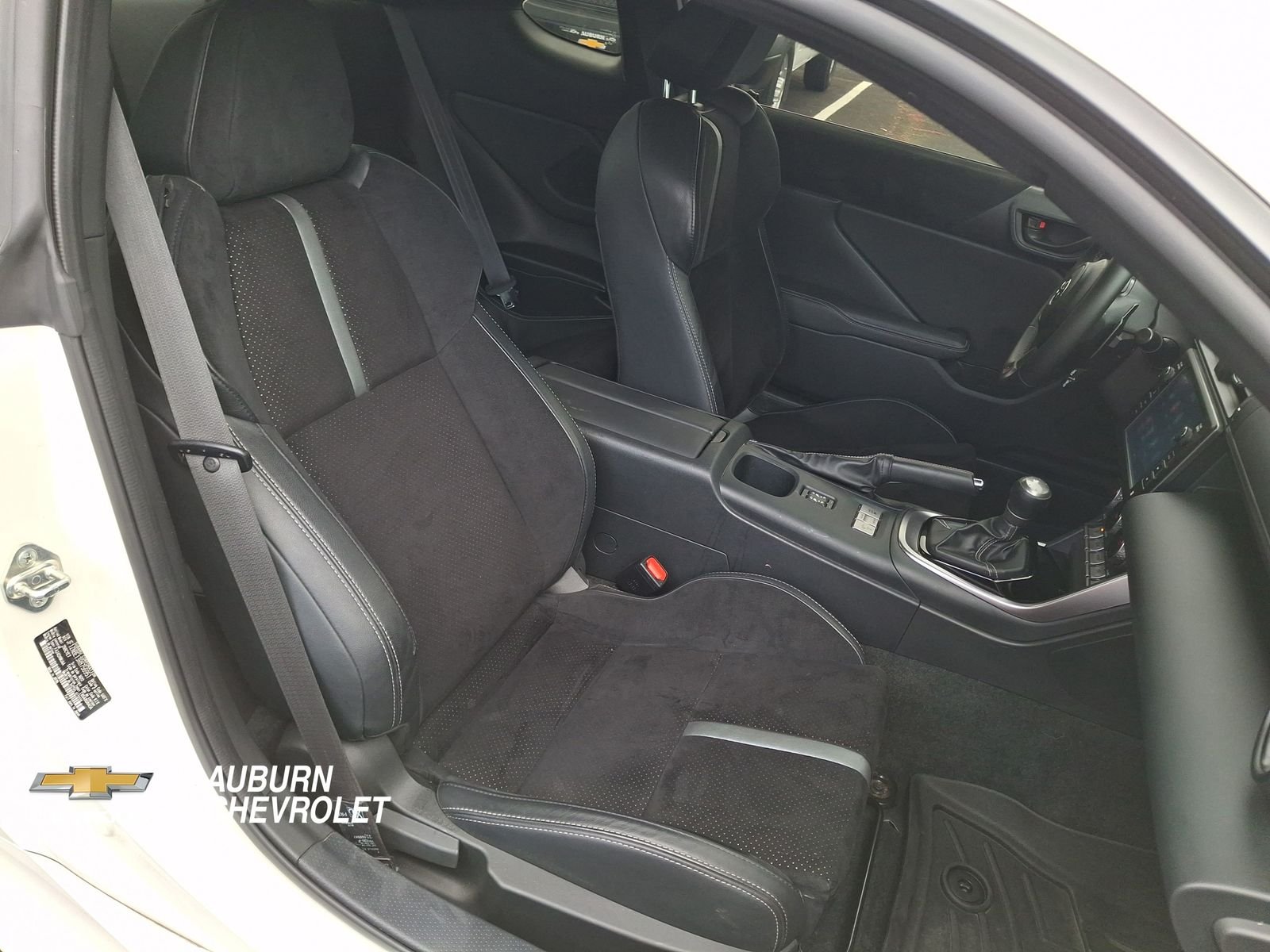 2024 Toyota GR86 Premium - Photo 21