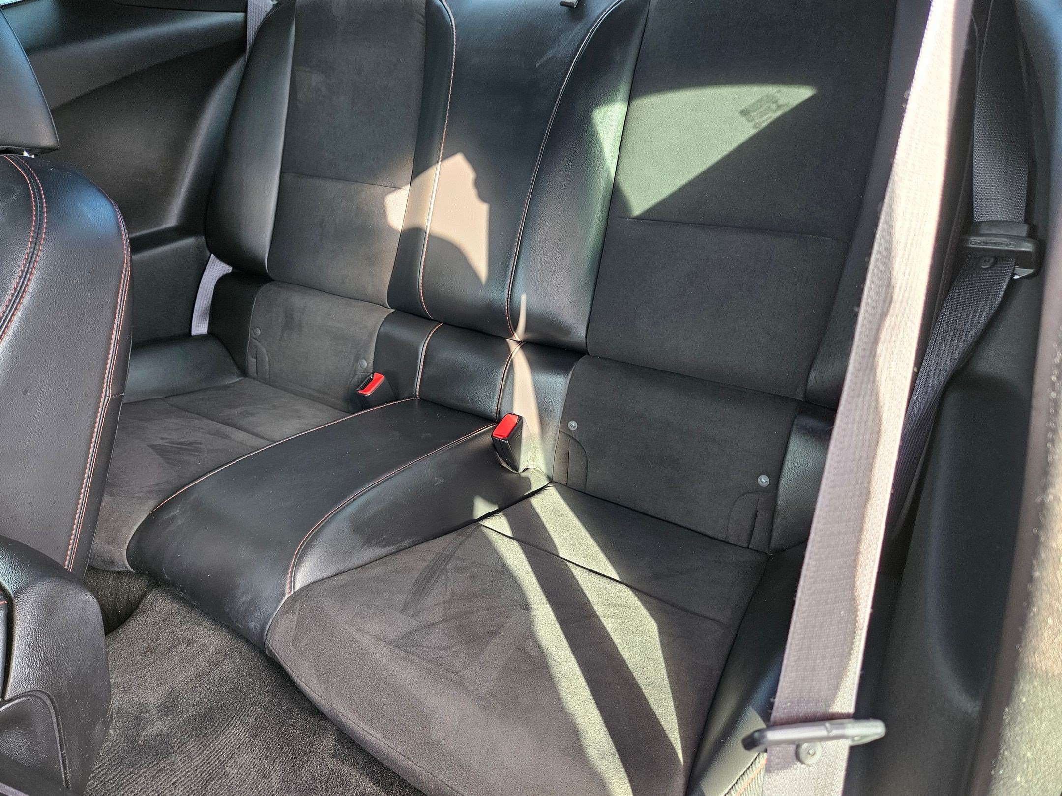 Used 2013 Summit White Chevrolet ZL1 image 26