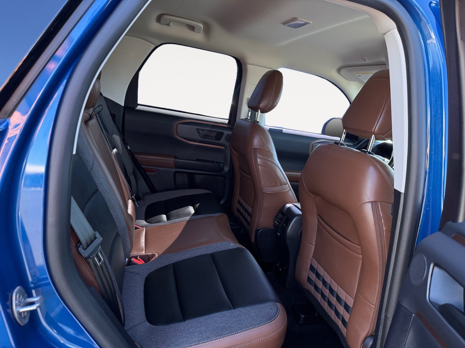 Used 2024 Blue Metallic Ford Outer Banks image 18