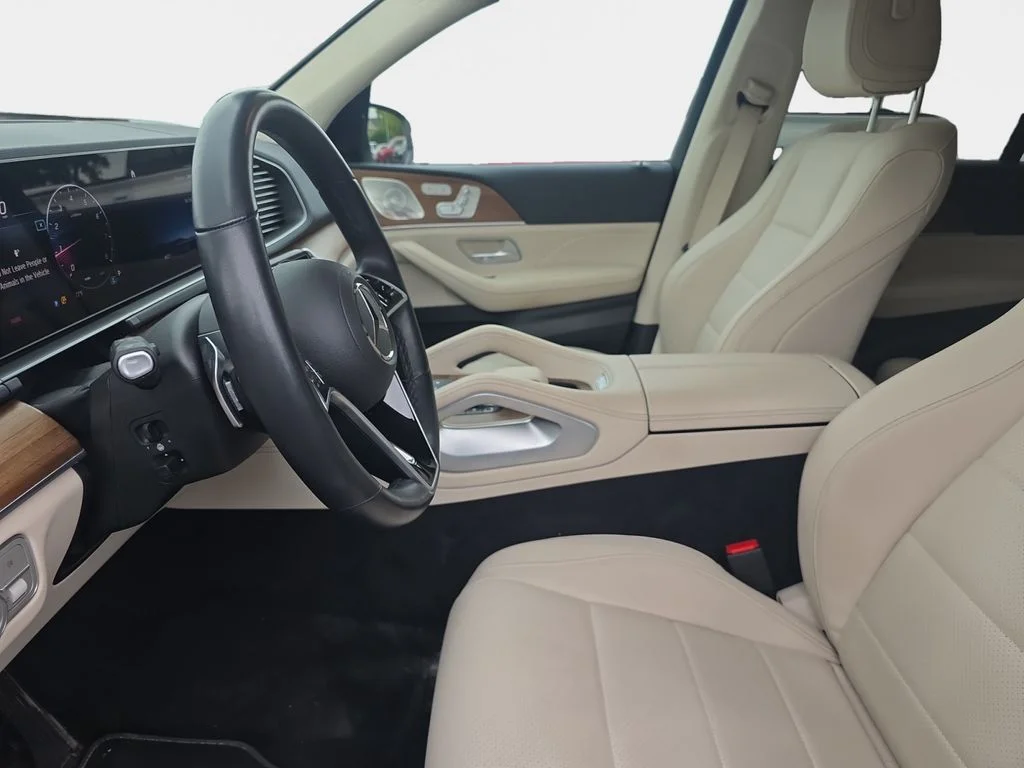 Used 2025  Mercedes-Benz GLE 350 image 11