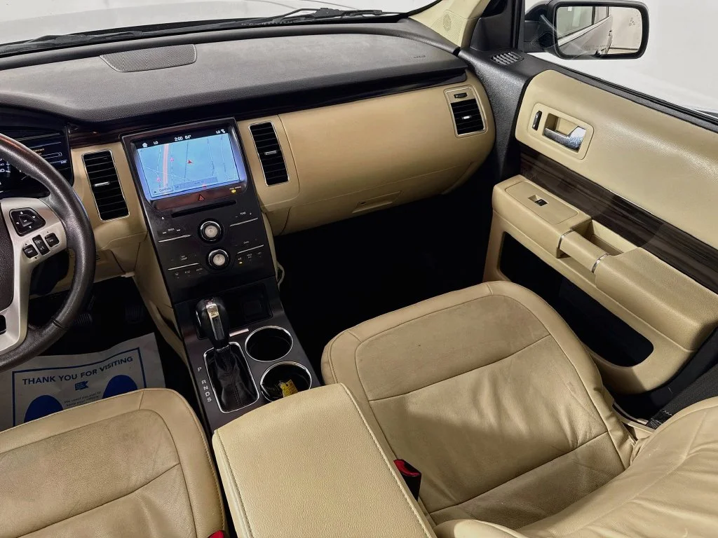 Used 2018 Burgundy Ford SEL image 29