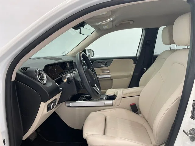 Certified Used 2022 Polar White Mercedes-Benz GLB 250 image 18