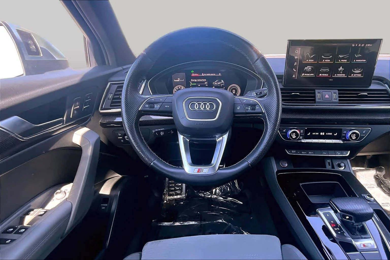 Used 2022 Florett Silver Metallic Audi Premium Plus image 6