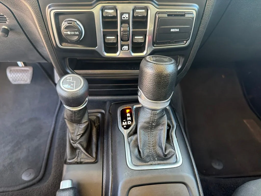 Certified Used 2020 Bright White Clearcoat Jeep Unlimited Sport S image 28