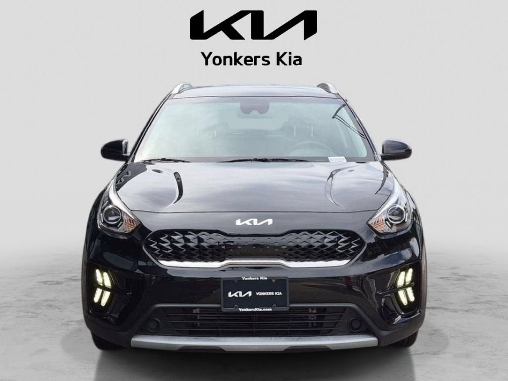 Used 2022 Black Kia LXS image 2